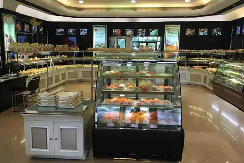 Cakes and Shakes photo 2